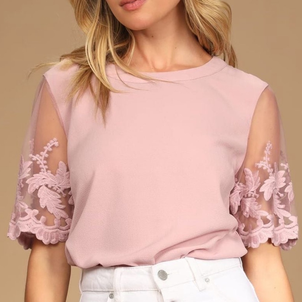 Lulus Lisa Marie lace floral pattern print sleeve blouse